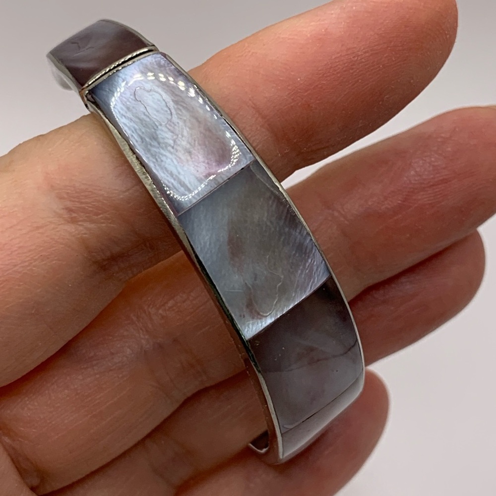 Elegant Silver and Gray Women's Bracelet
